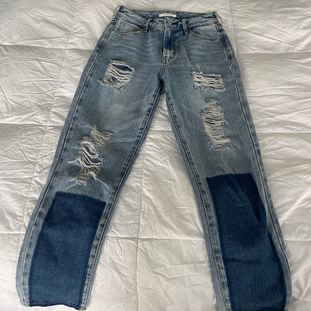 SOLD| pacsun distressed mom jeans